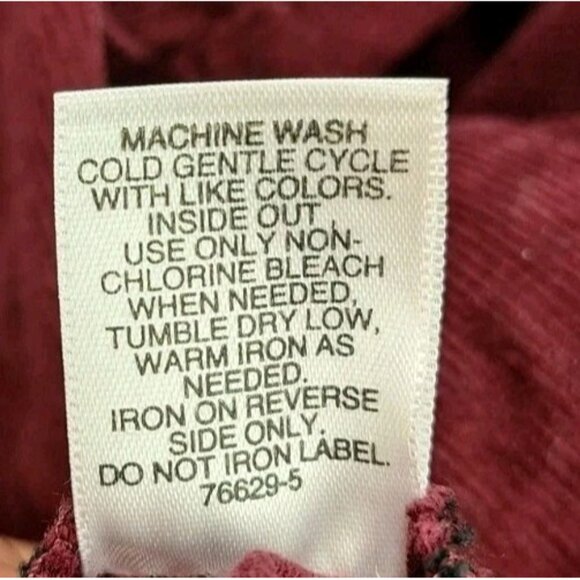 St. John's Bay Womens Size 10 Petite Purple Corduroy Pants 30x27 - Picture 5 of 6